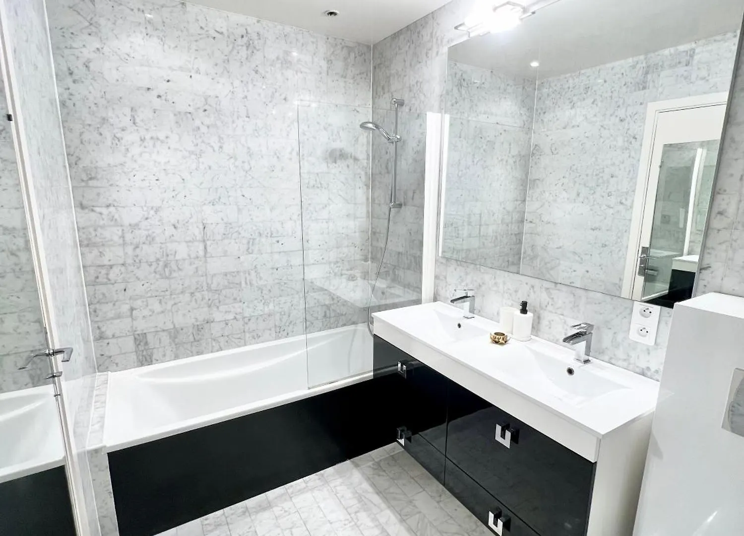 Paris Luxury Apartment